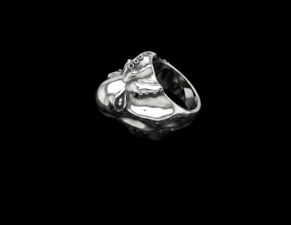 The Kraken Ring - 3/4 view