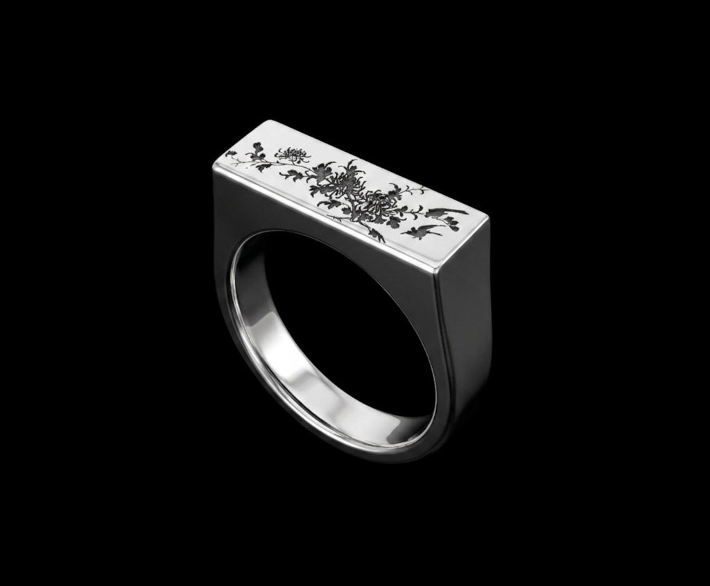 The Bloom Signet Ring - 3/4 view