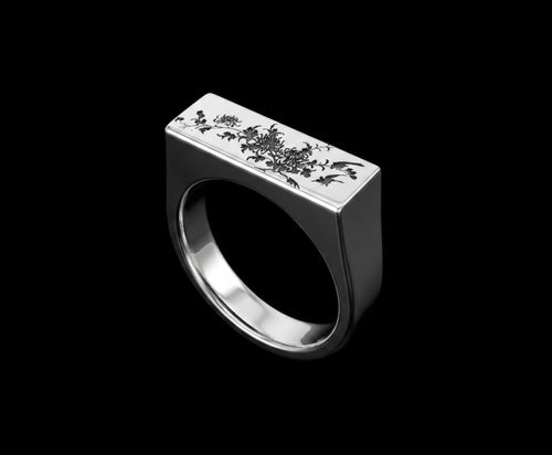 The Bloom Signet Ring - 3/4 view