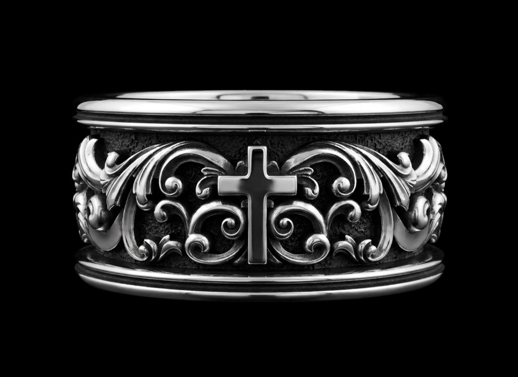 The Baroque Band Ring - side view