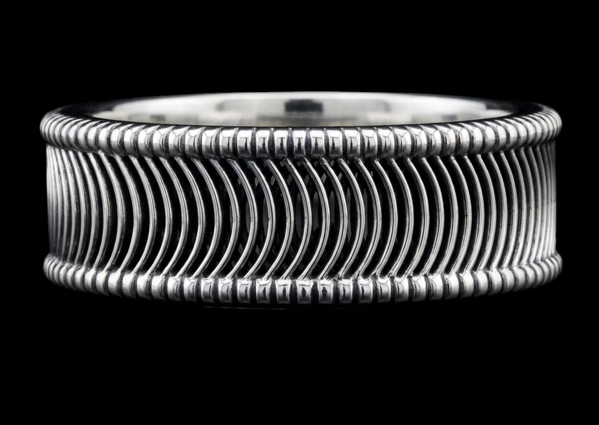 The Coil Band Ring - side view