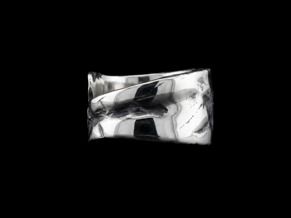The Torsion Band Ring - side view