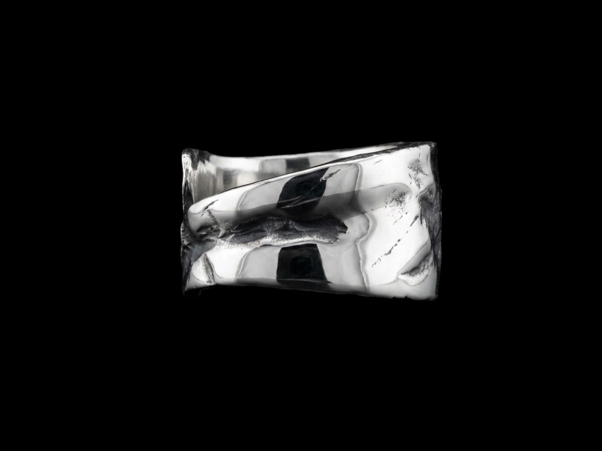 The Torsion Band Ring - side view