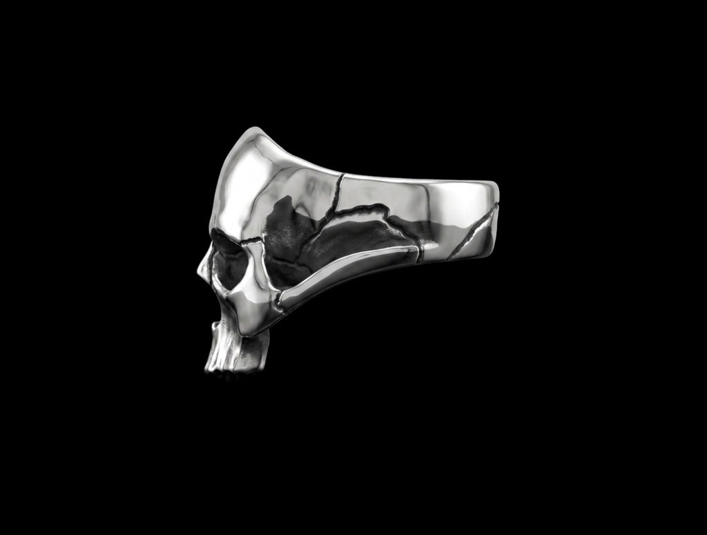 The Reaper Skull Ring - side view