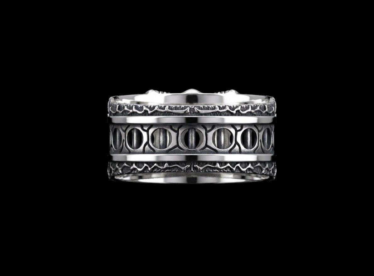 The Seraphim Band Ring - side view