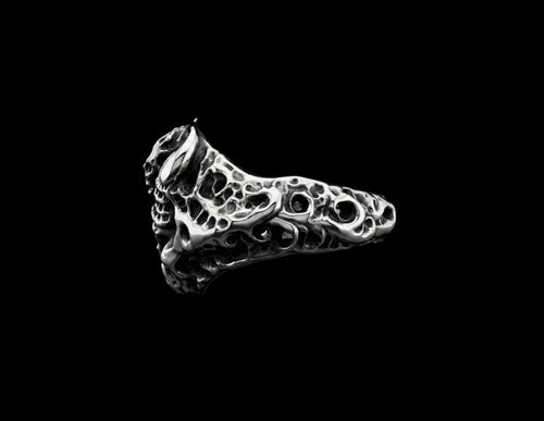 The Catacomb Ring - side view