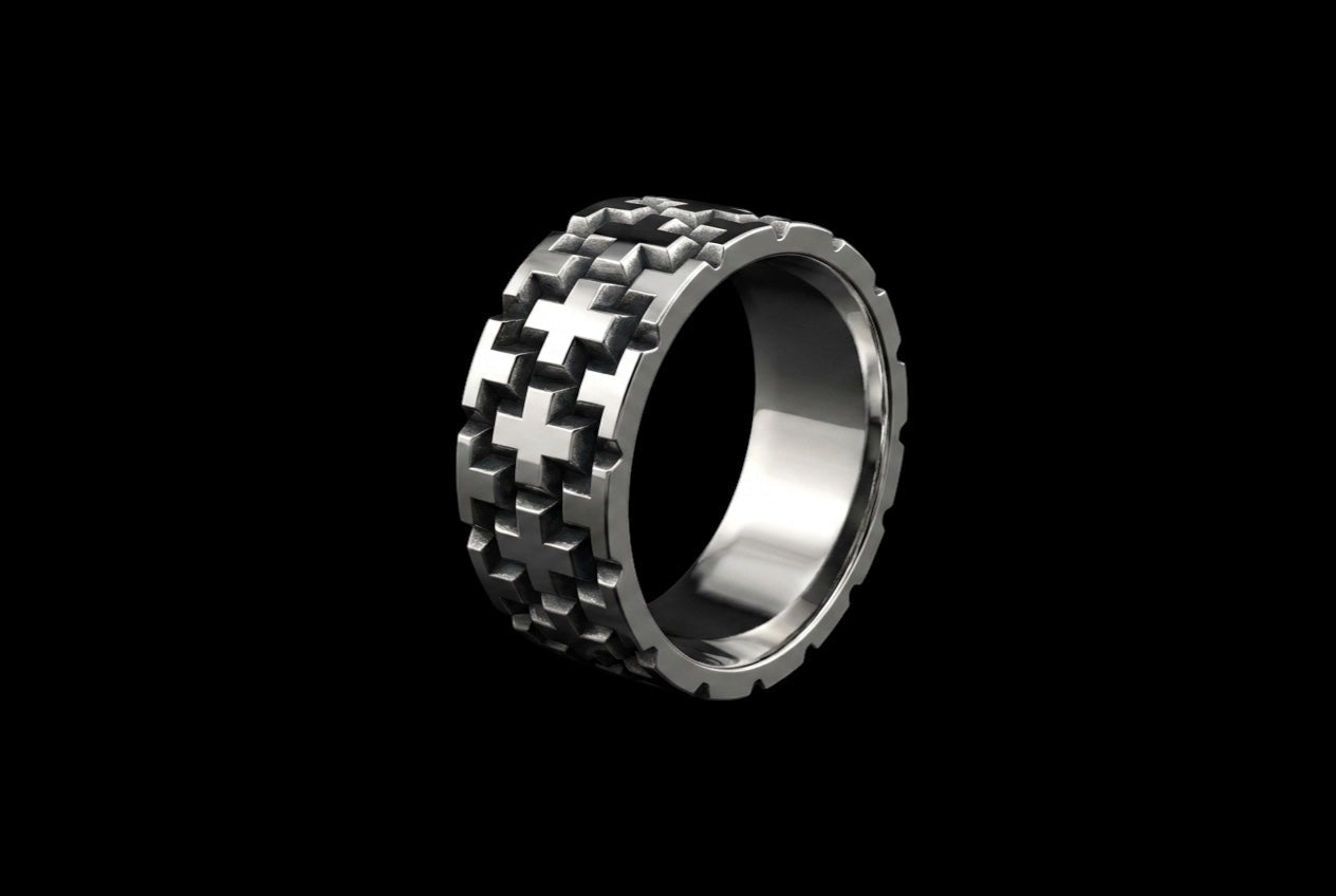 The Cross Weave Band Ring - 3/4 view
