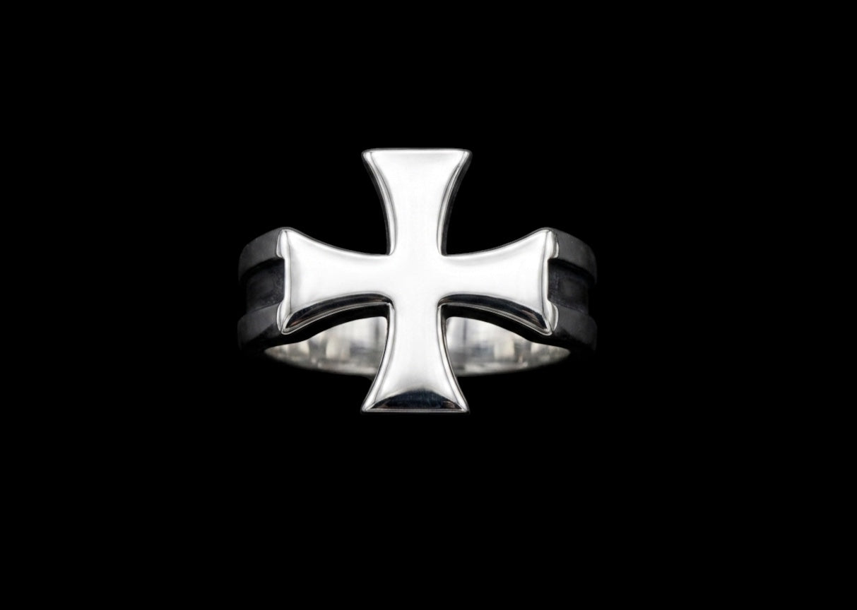 The Maltese Cross Ring - top view