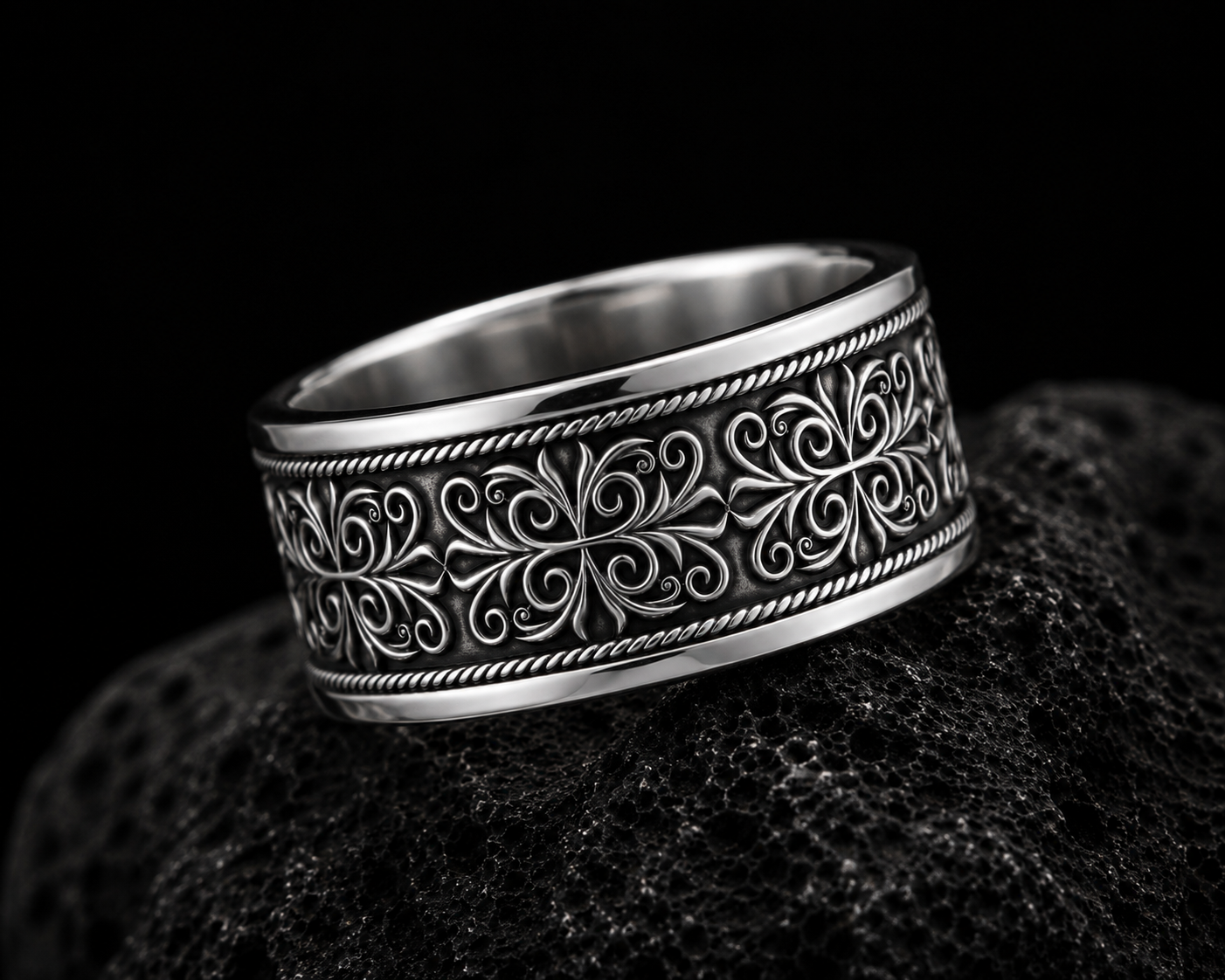 The Grand Filigree Ring